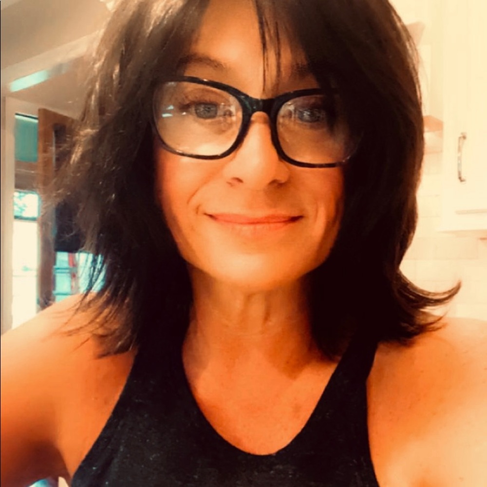 Meet your Posher, Kimberly